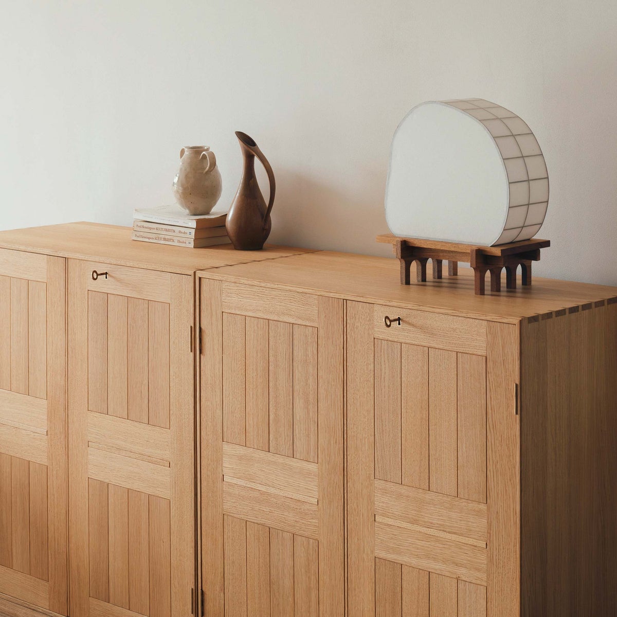 FREDERICIA（フレデリシア） / MK73 Cabinet（キャビネット） Model 6073 / MK Plinth（プリンス） Model 6090 / オーク材・オイル仕上げ / 台輪セット