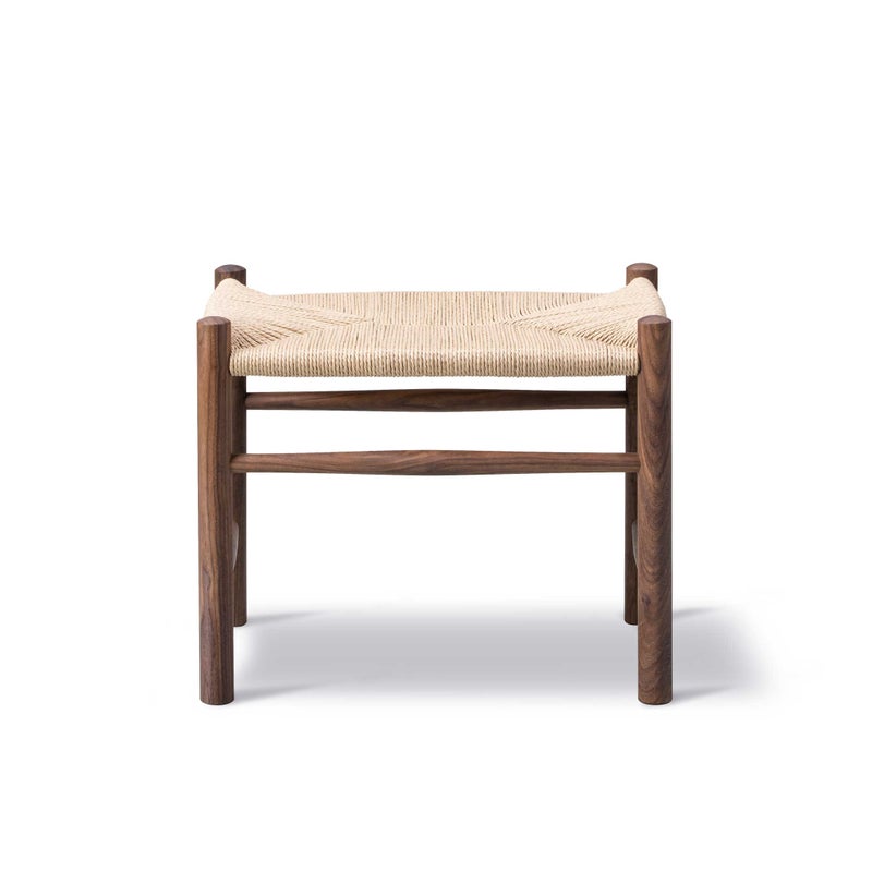 FREDERICIA（フレデリシア） / J16 Stool / Model 16002 / ウォルナット材・オイル仕上げ・ナチュラルペーパーコード / スツール