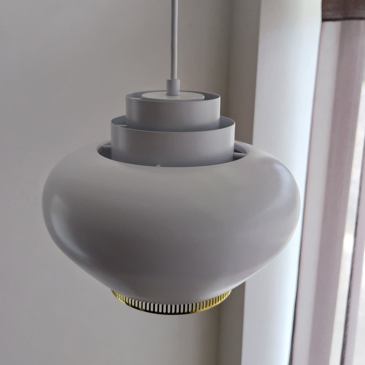 【アウトレット】Artek（アルテック） / A333 Pendant Lamp “Turnip“（ペンダント カブ） / ホワイト×ブラス / 全長1260mm / ペンダントライト