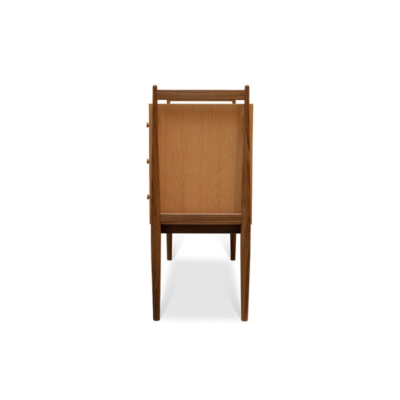 HOUSE OF FINN JUHL（ハウス・オブ・フィンユール） / SILVERWARE CABINET（シルバーウェア キャビネット） / ウォルナット材・オレゴンパイン材・オイル仕上げ / Special Edition The Collaboration with Kay Bojesen / 銀食器付き