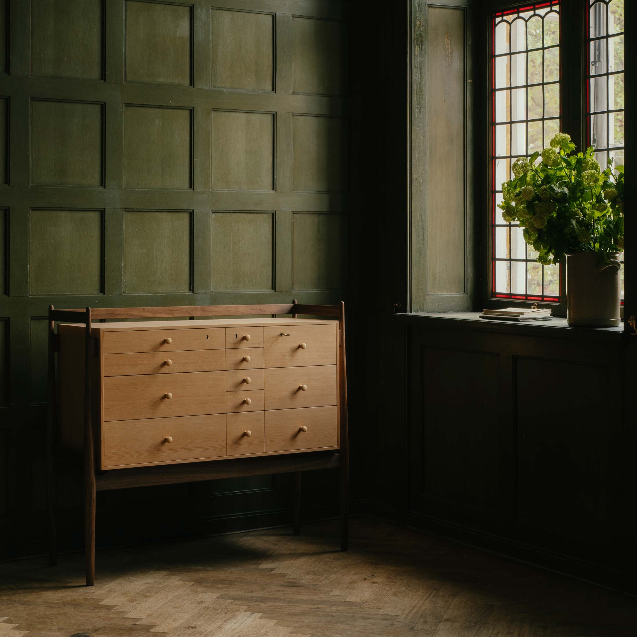 シルバーウェアキャビネット HOUSE OF FINN JUHL（ハウス・オブ