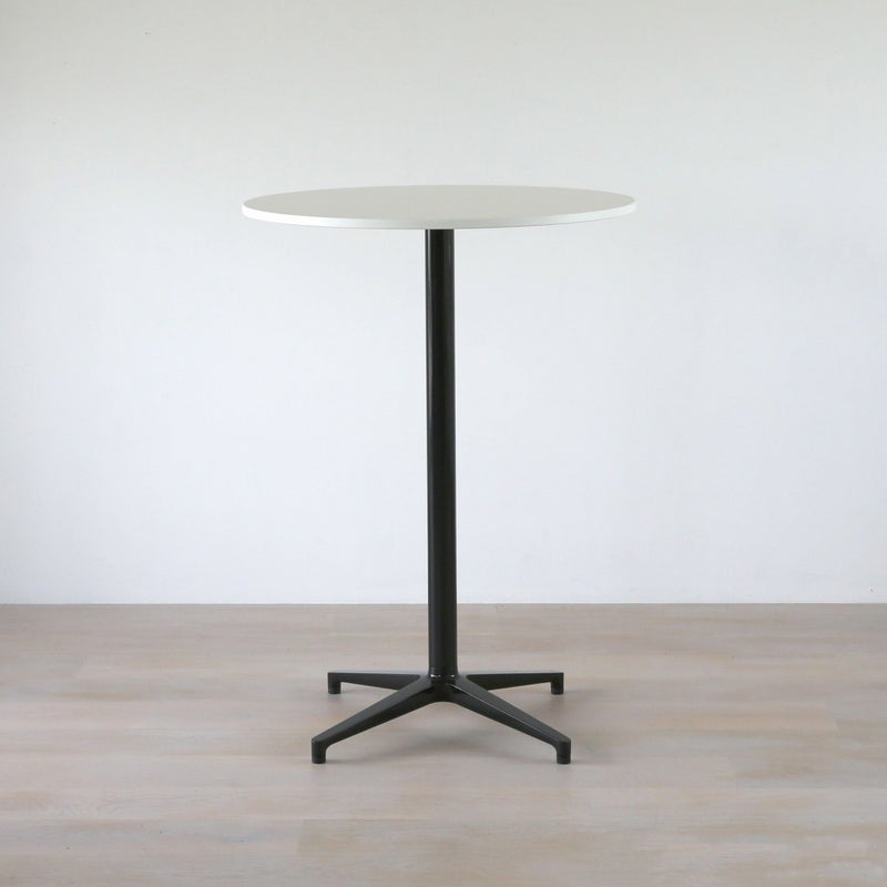 Vitra（ヴィトラ） / Bistro Stand-up Table（ビストロ スタンドアップテーブル）Φ796 / メラミンホワイト天板 / ベーシックダーク脚・パウダーコート仕上げ / ラウンドテーブル