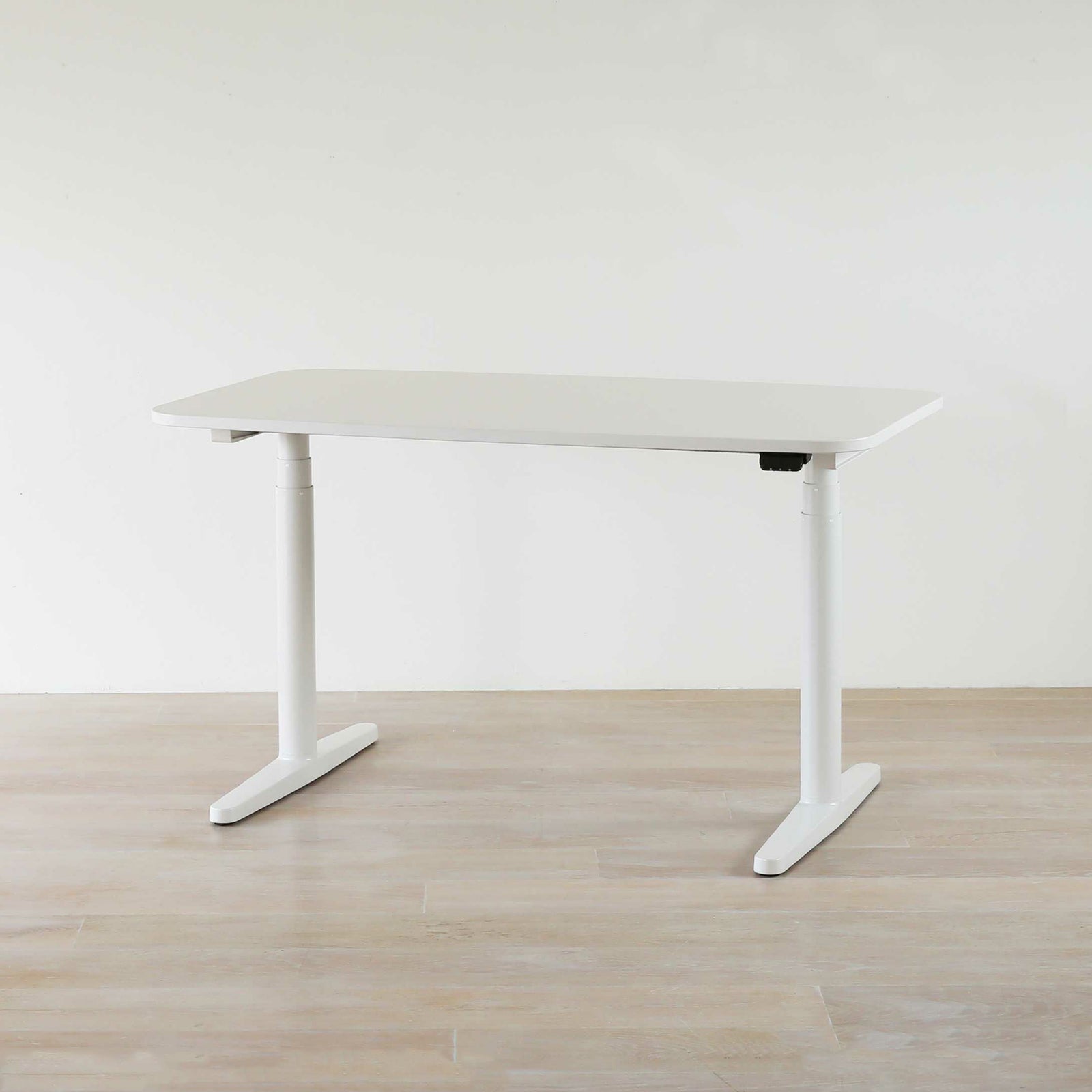 テーブル Vitra（ヴィトラ） 正規販売店 | 北欧インテリア CONNECT