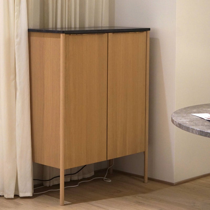 【ポイント20倍】【アウトレット】FRITZ HANSEN（フリッツ・ハンセン） / SKAGERAK（スカゲラック） / Jut High Cabinet（ジュット ハイ キャビネット） / 大理石・ブラック / 真鍮 / オーク材・オイル仕上げ / 収納^