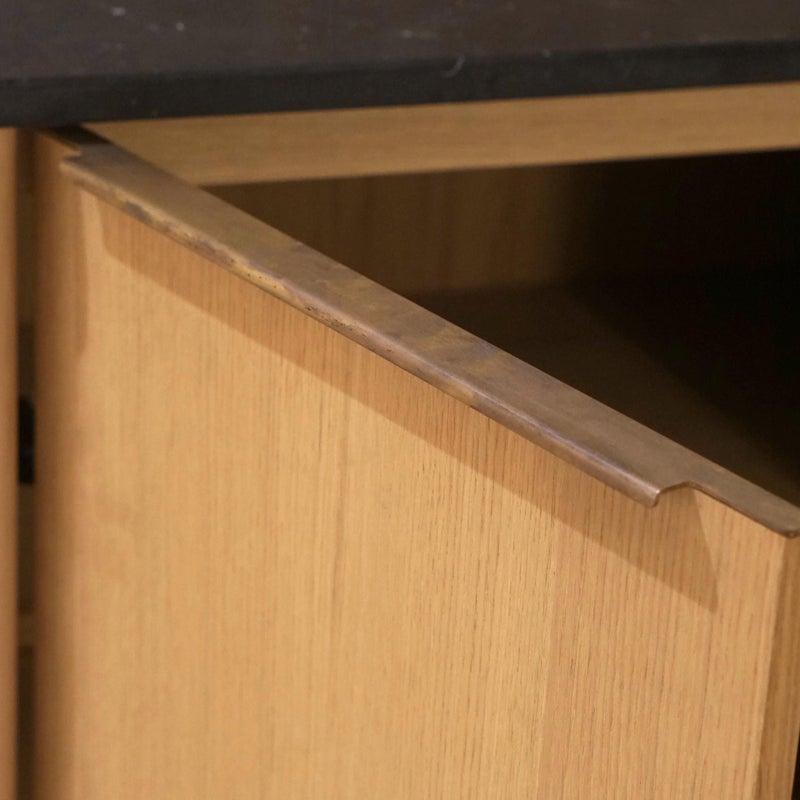 【ポイント20倍】【アウトレット】FRITZ HANSEN（フリッツ・ハンセン） / SKAGERAK（スカゲラック） / Jut High Cabinet（ジュット ハイ キャビネット） / 大理石・ブラック / 真鍮 / オーク材・オイル仕上げ / 収納^