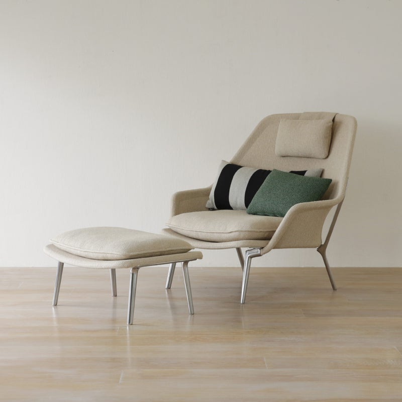 Vitra（ヴィトラ） / Slow Chair（スローチェア） / Flocca（フロッカ） / オットマン付 / バッククッション 2個付 / ネッククッション付