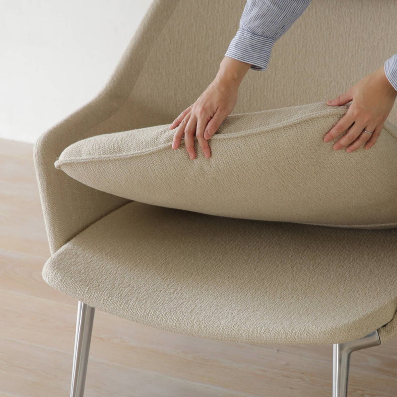 Vitra（ヴィトラ） / Slow Chair（スローチェア） / Flocca（フロッカ） / オットマン付 / バッククッション 2個付 / ネッククッション付