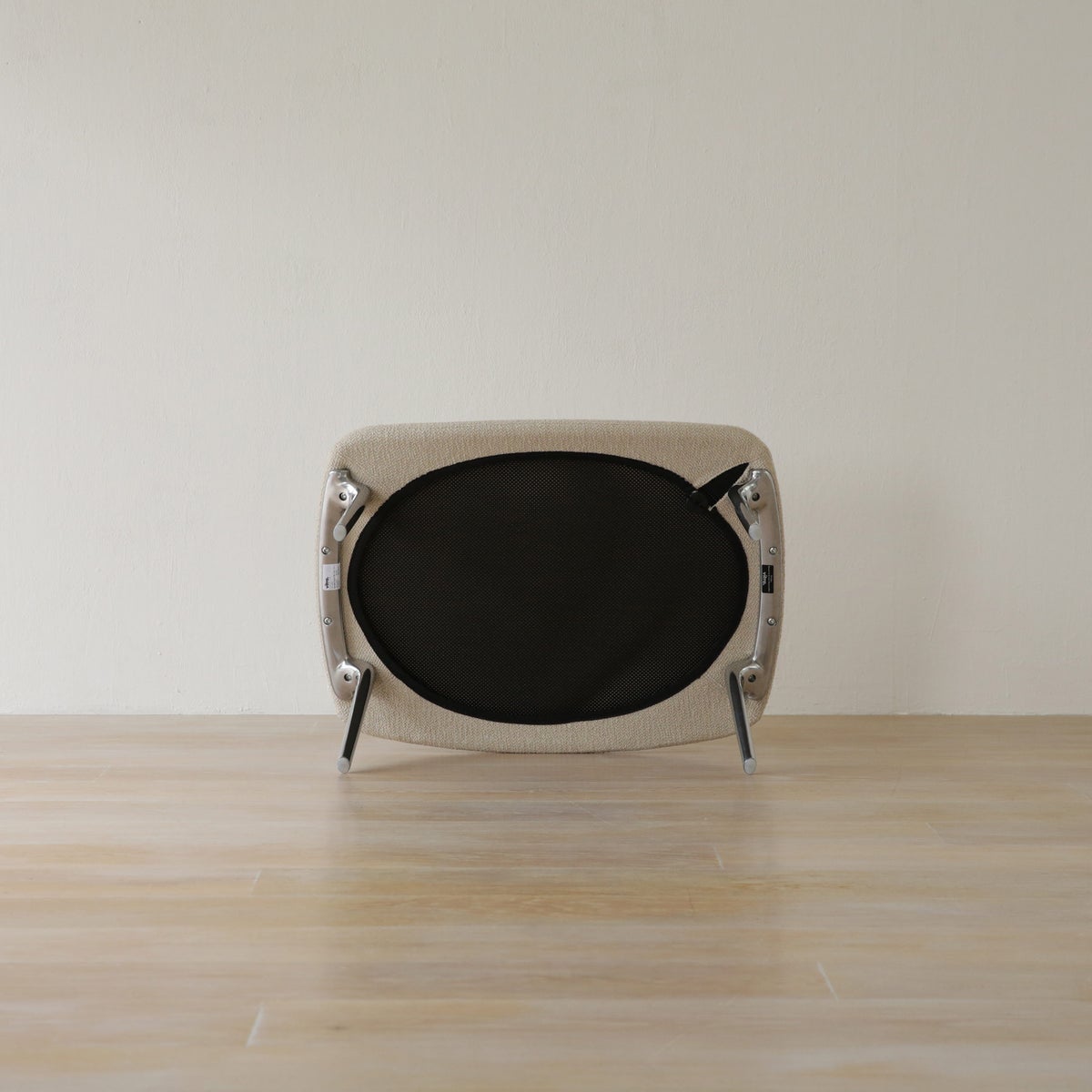 Vitra（ヴィトラ） / Slow Chair（スローチェア） / Flocca（フロッカ） / オットマン付 / バッククッション 2個付 / ネッククッション付
