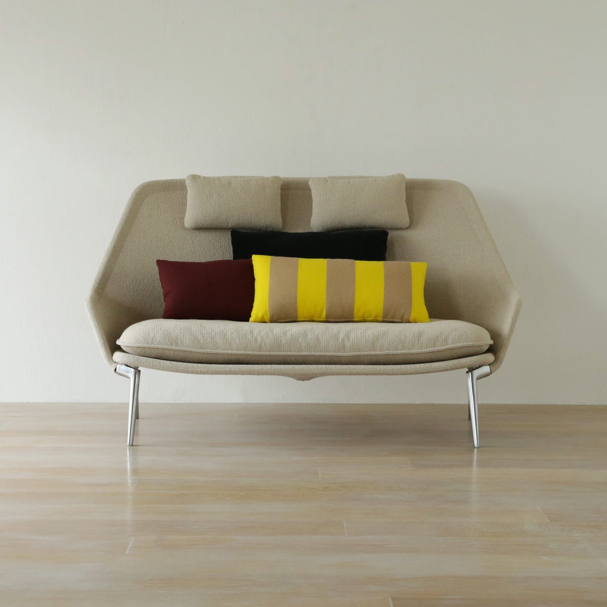 Vitra（ヴィトラ） / Slow Sofa（スローソファ） / Flocca（フロッカ） / バッククッション 3個付 / ネッククッション付