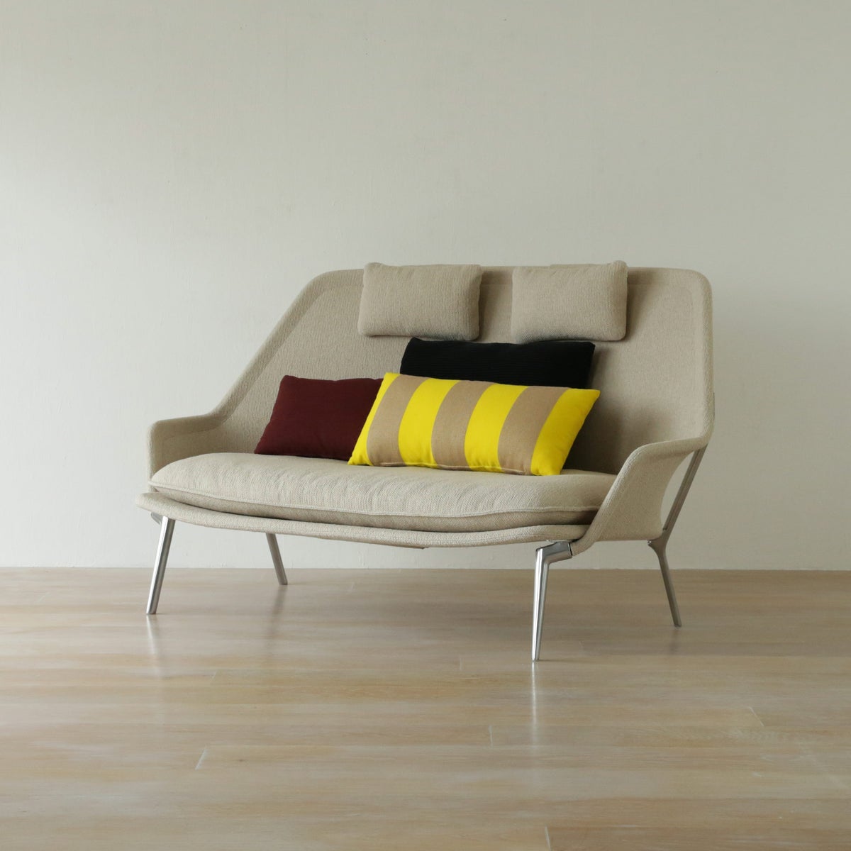 Vitra（ヴィトラ） / Slow Sofa（スローソファ） / Flocca（フロッカ） / バッククッション 3個付 / ネッククッション付