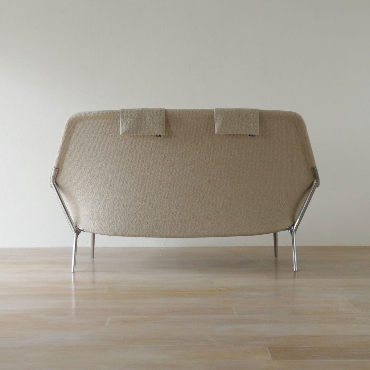 Vitra（ヴィトラ） / Slow Sofa（スローソファ） / Flocca（フロッカ） / バッククッション 3個付 / ネッククッション付