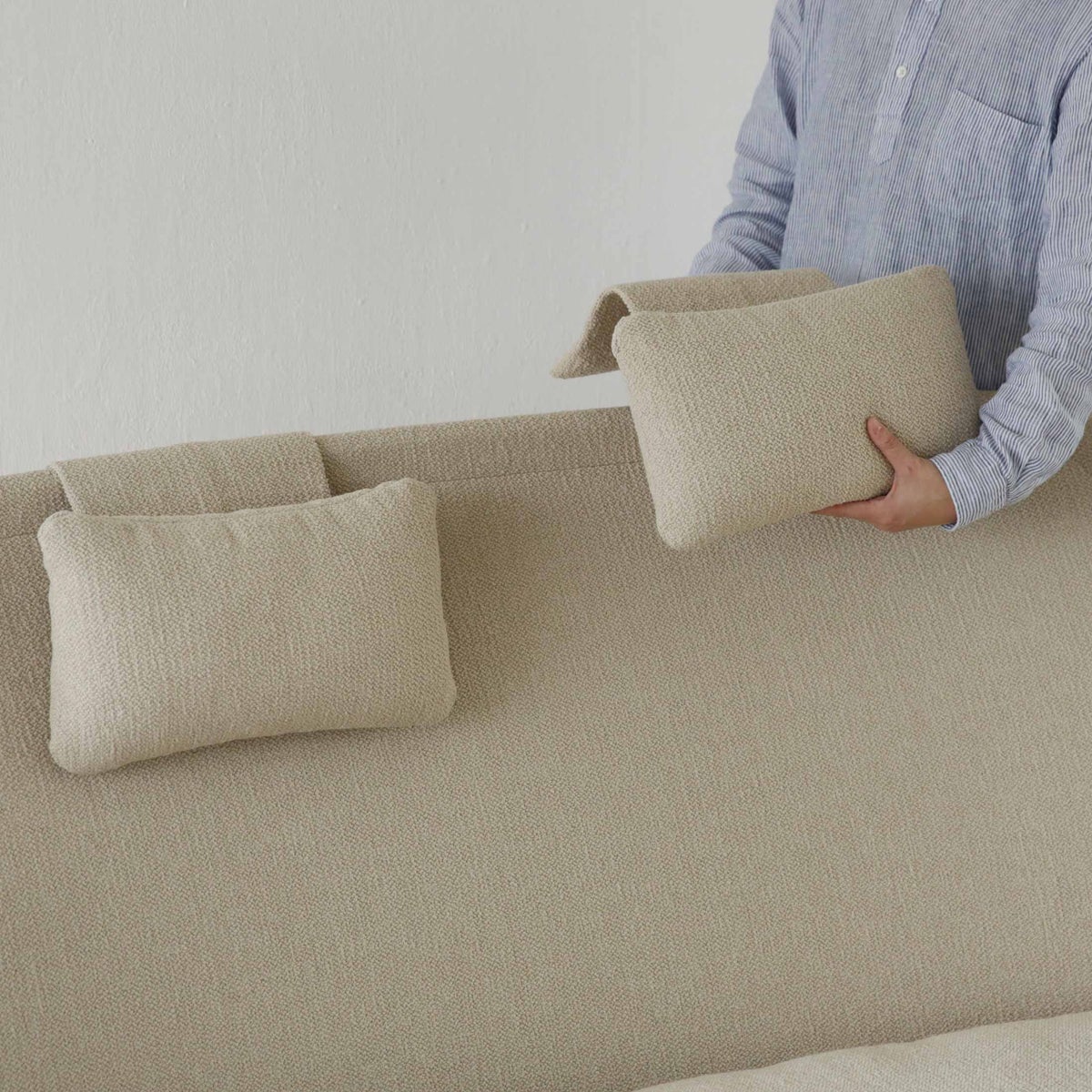 Vitra（ヴィトラ） / Slow Sofa（スローソファ） / Flocca（フロッカ） / バッククッション 3個付 / ネッククッション付