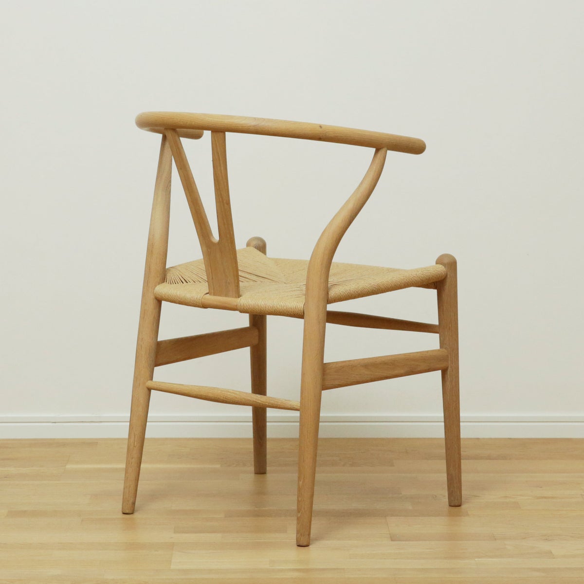 CH24 / Yチェア（ワイチェア） / オーク材・ホワイトオイル仕上げ SH45cm / CARL HANSEN & SON （カール・ハンセン＆サン）