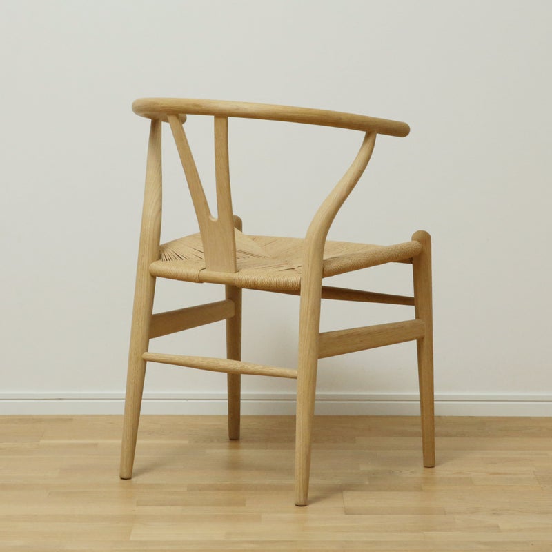 CH24 / Yチェア（ワイチェア） / オーク材・ソープ仕上げ SH45cm / CARL HANSEN & SON （カール・ハンセン＆サン）