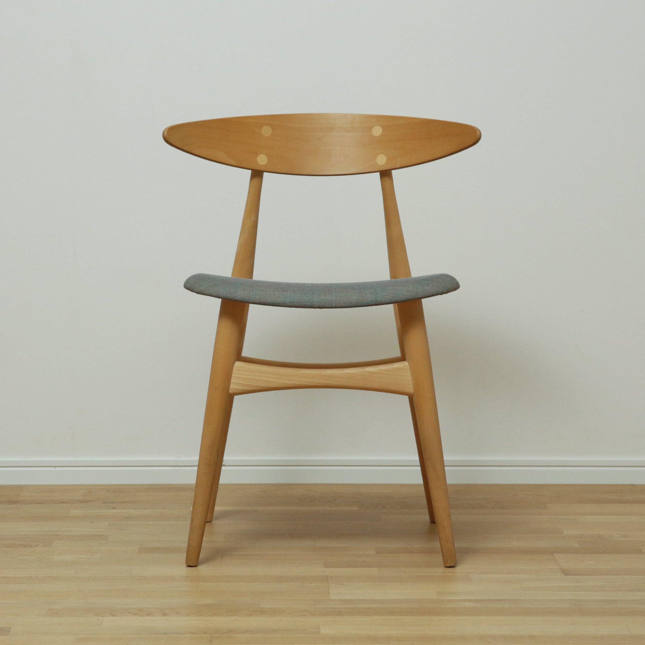 Hans J. Wegner（ハンス J. ウェグナー）北欧家具デザインの巨匠｜北欧