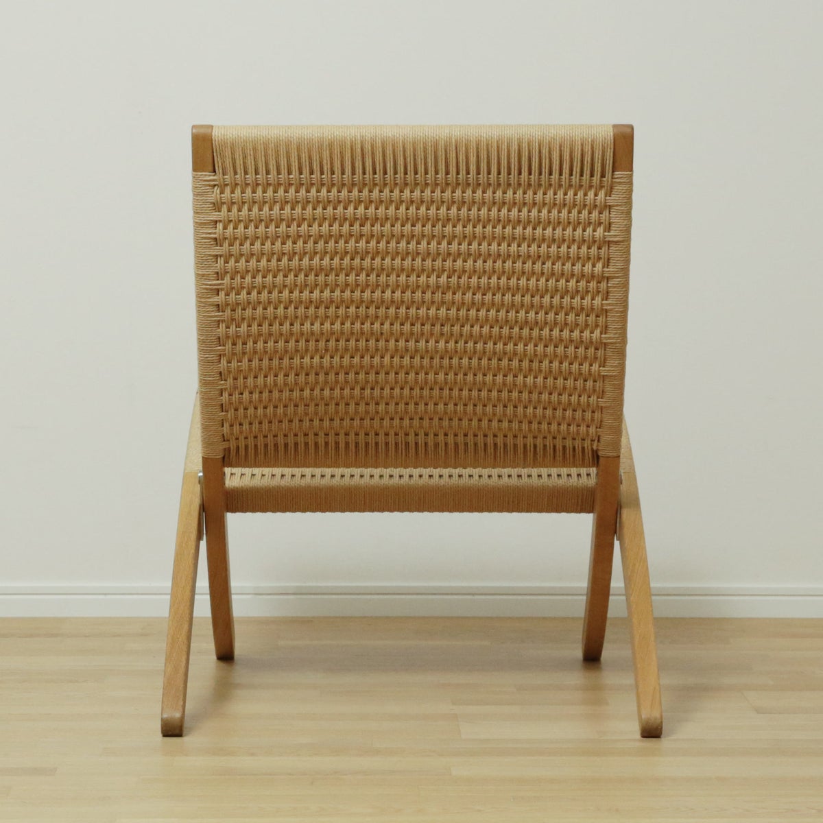 CARL HANSEN & SON（カール・ハンセン＆サン） / MG501 キューバチェア / オーク材・オイル仕上げ・ナチュラルペーパーコード / ラウンジチェア
