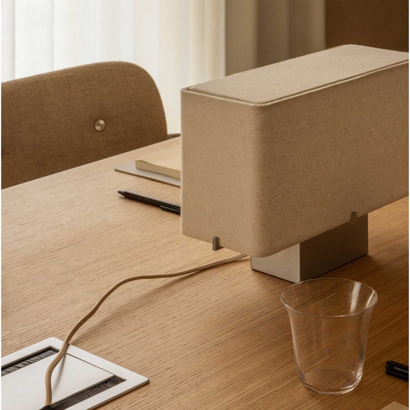 Audo Copenhagen（オドー・コペンハーゲン） / NONNA TABLE LAMP（ノンナ テーブルランプ） / アルミニウム