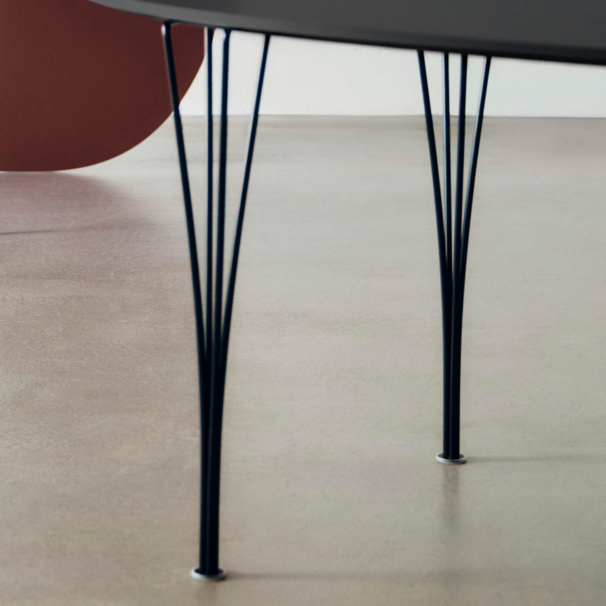 FRITZ HANSEN（フリッツ・ハンセン） / TABLE SERIES（テーブルシリーズ）B616 / スーパー楕円テーブル / 2026Newカラー / フルブラック