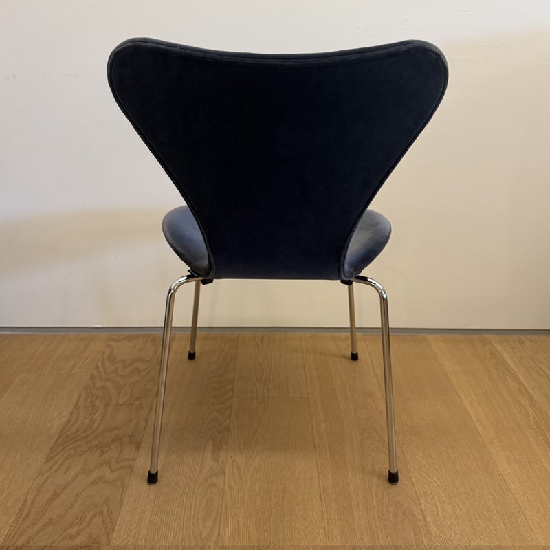 【ポイント20倍】【アウトレット】FRITZ HANSEN（フリッツ・ハンセン） / SERIES 7（セブンチェア） / BELFAST（ベルファスト）/ グレーブルー / クローム脚