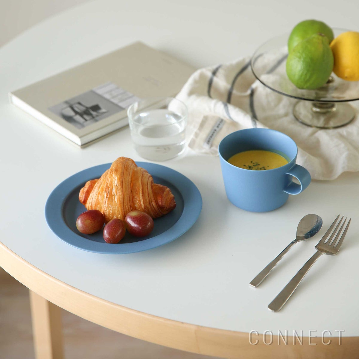 yumiko iihoshi porcelain（イイホシユミコ） / unjour（アンジュール） / apres midi plate 190 / 瀬戸内ブルー φ19cm