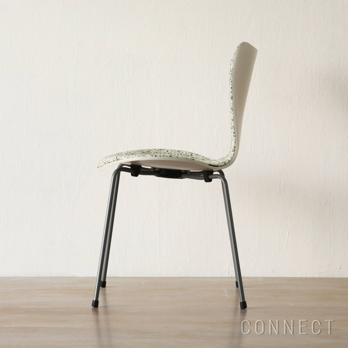 【数量限定】FRITZ HANSEN（フリッツ・ハンセン） / SERIES 7（セブンチェア）Atom Edition / ライトベージュ / カラードアッシュ / Atom 0124 / フロントパディング