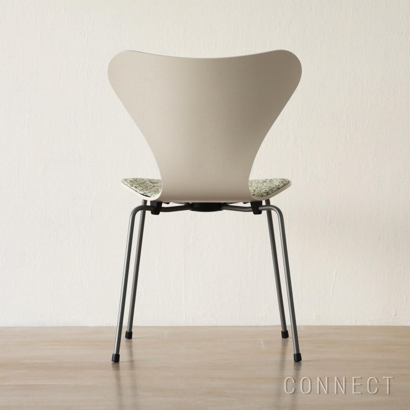 【数量限定】FRITZ HANSEN（フリッツ・ハンセン） / SERIES 7（セブンチェア）Atom Edition / ライトベージュ / カラードアッシュ / Atom 0124 / フロントパディング