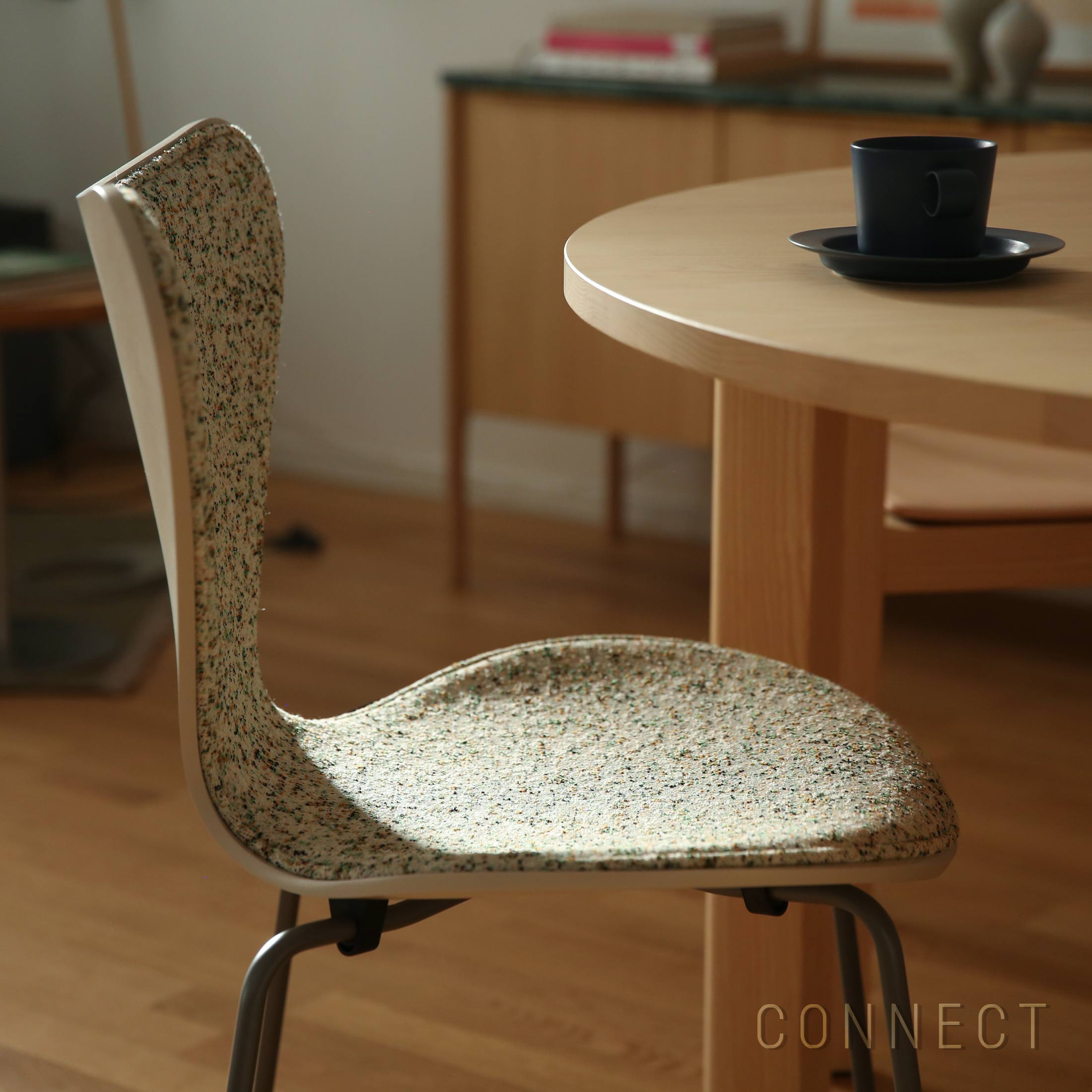 セブンチェア フロントパディング Atom FRITZ HANSEN | CONNECT