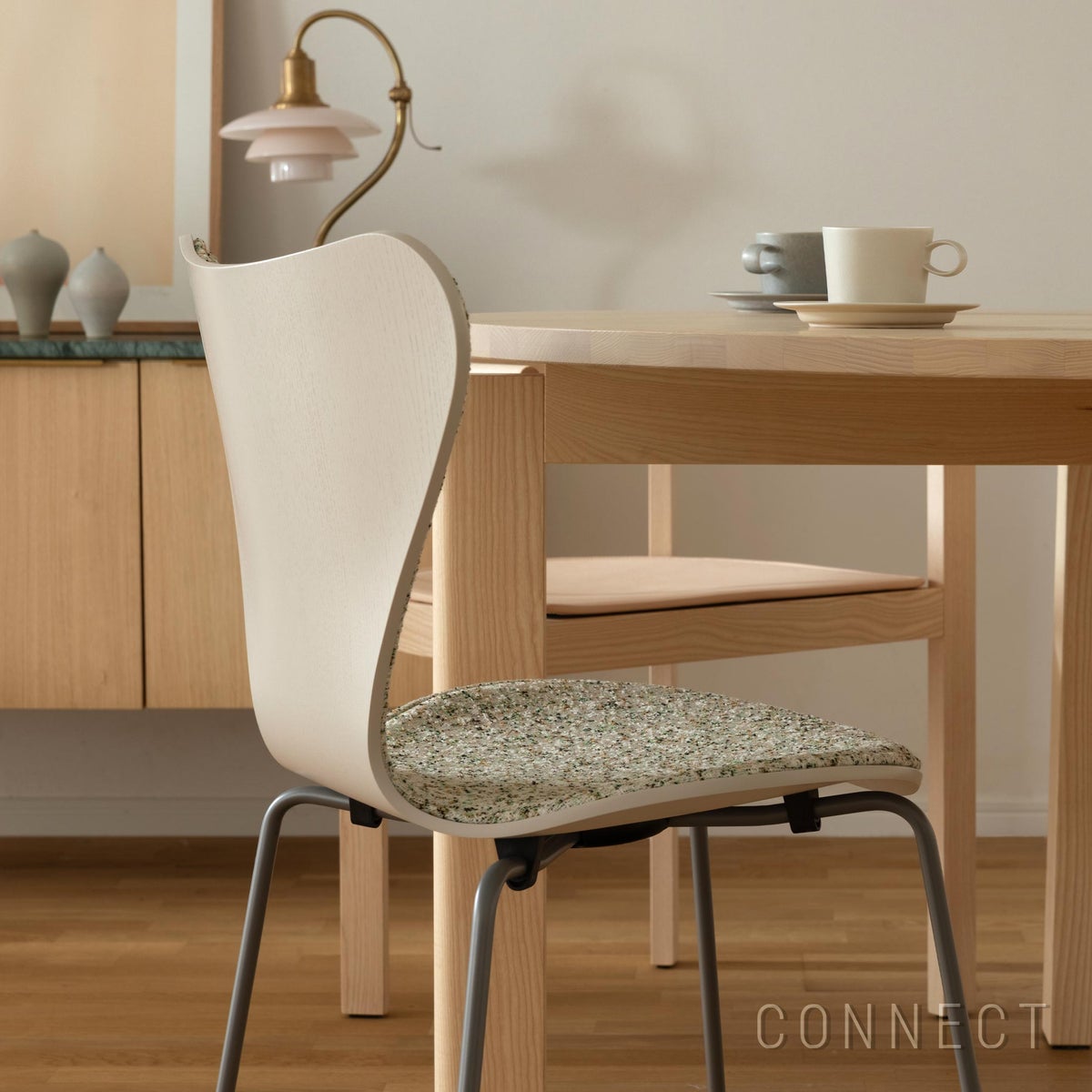【数量限定】FRITZ HANSEN（フリッツ・ハンセン） / SERIES 7（セブンチェア）Atom Edition / ライトベージュ / カラードアッシュ / Atom 0124 / フロントパディング