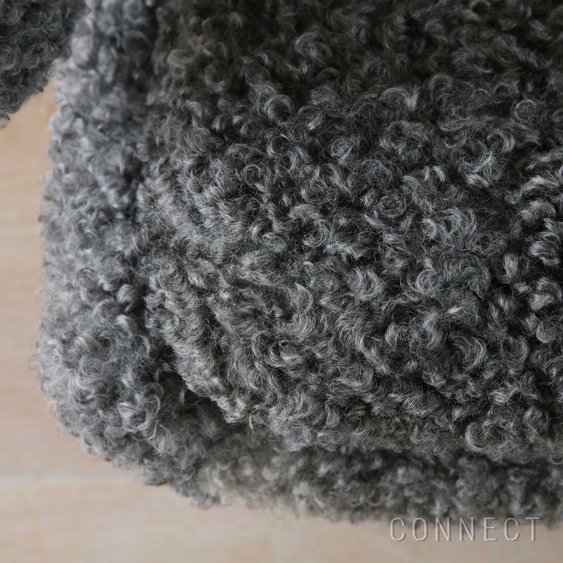 HOUSE OF FINN JUHL（ハウス・オブ・フィンユール） / PELICAN CHAIR W（ペリカンチェア） / ウォルナット材・オイル仕上げ / in Gotland Sheepskin returns